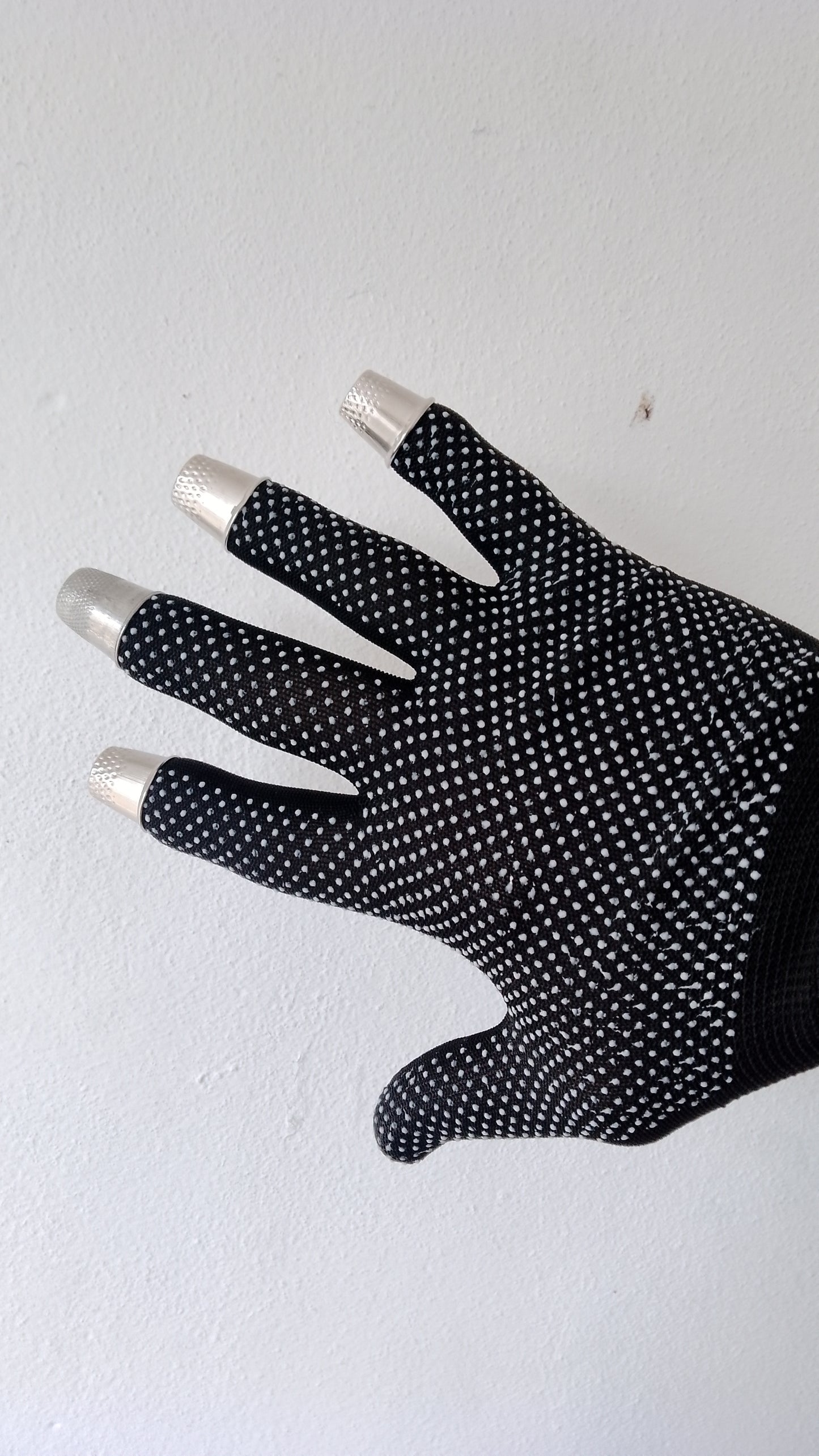 Kit 8 Thimbles and 2 Gloves for Playing the Washboard
