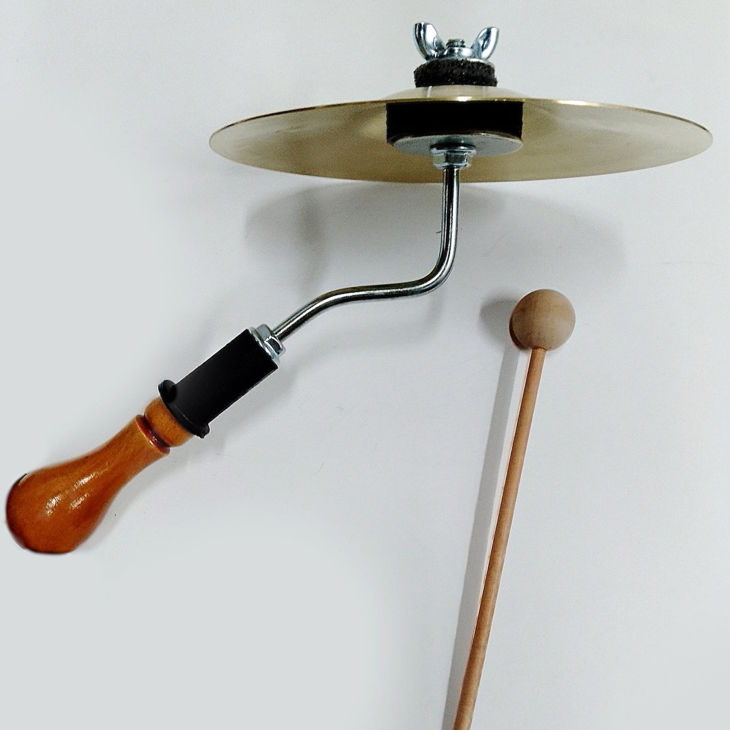 Platillo Con Mango De Madera Ergonómico con Percutor
